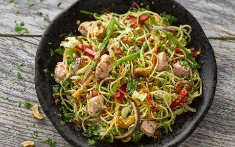 Bacon, Noodle and Crispy Vegetable Salad