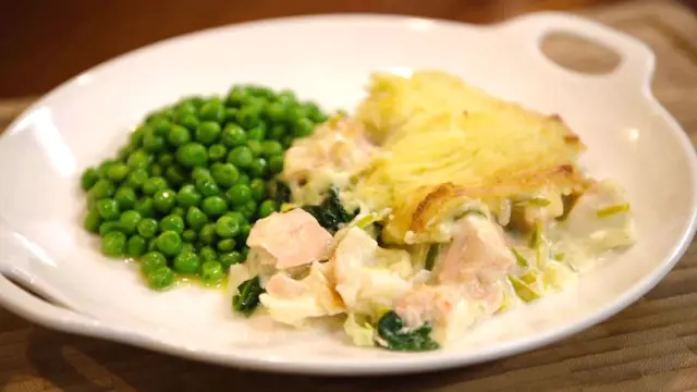 Neven's Seafood Pie 