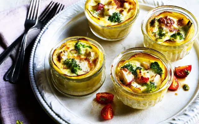 Potato Bake with Broccoli, Blue Cheese and Apple