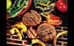 Beef Burgers with Spicy Red Pepper Salsa