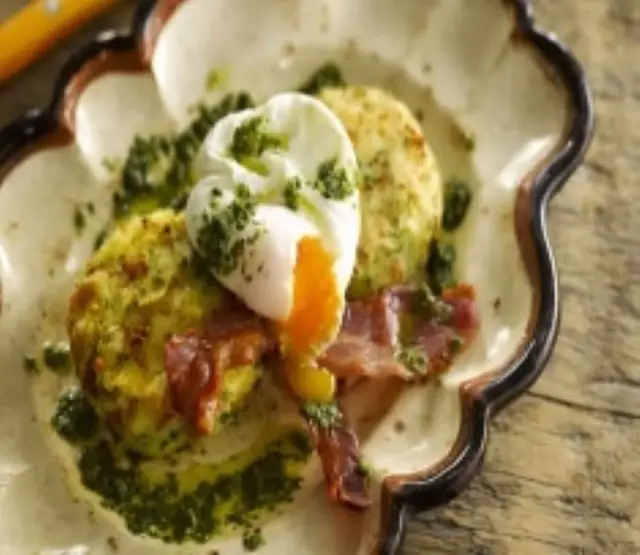 Potato Cakes with Bacon, Eggs and Mojo Sauce