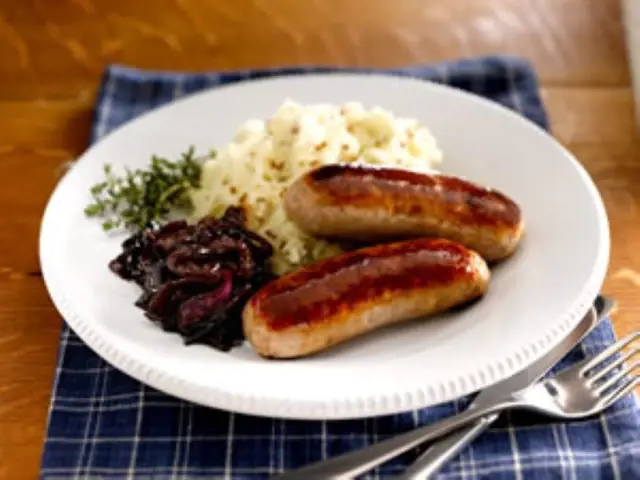 Bangers and Mash with Caramelised Onions
