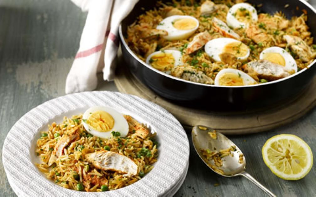Smokey Paprika Chicken with Rice and Eggs