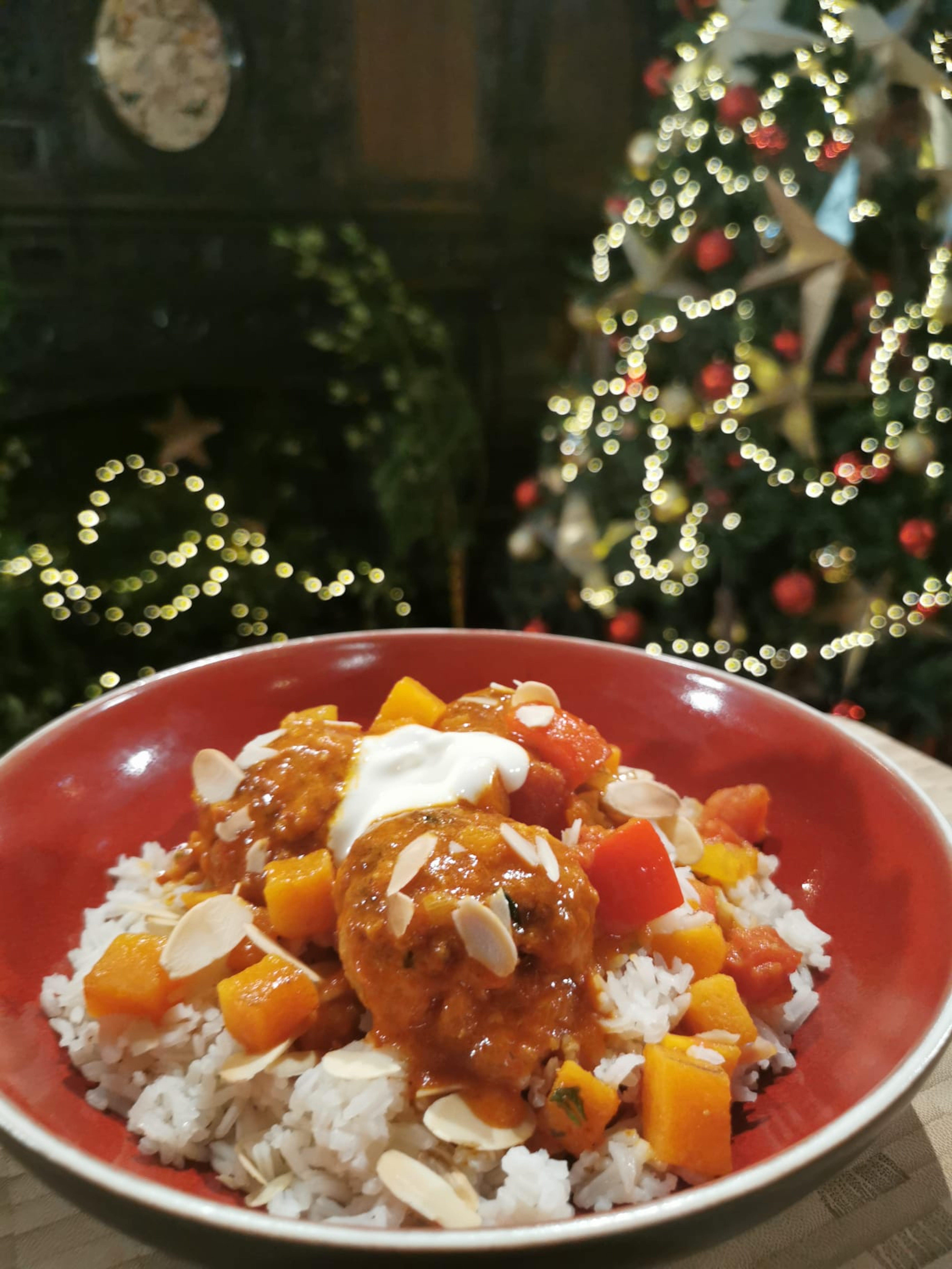 Neven's Lamb Meatball and Coconut Curry