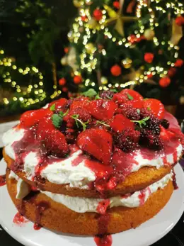 Victoria Sponge with Mulled Winter Berries by Neven Maguire