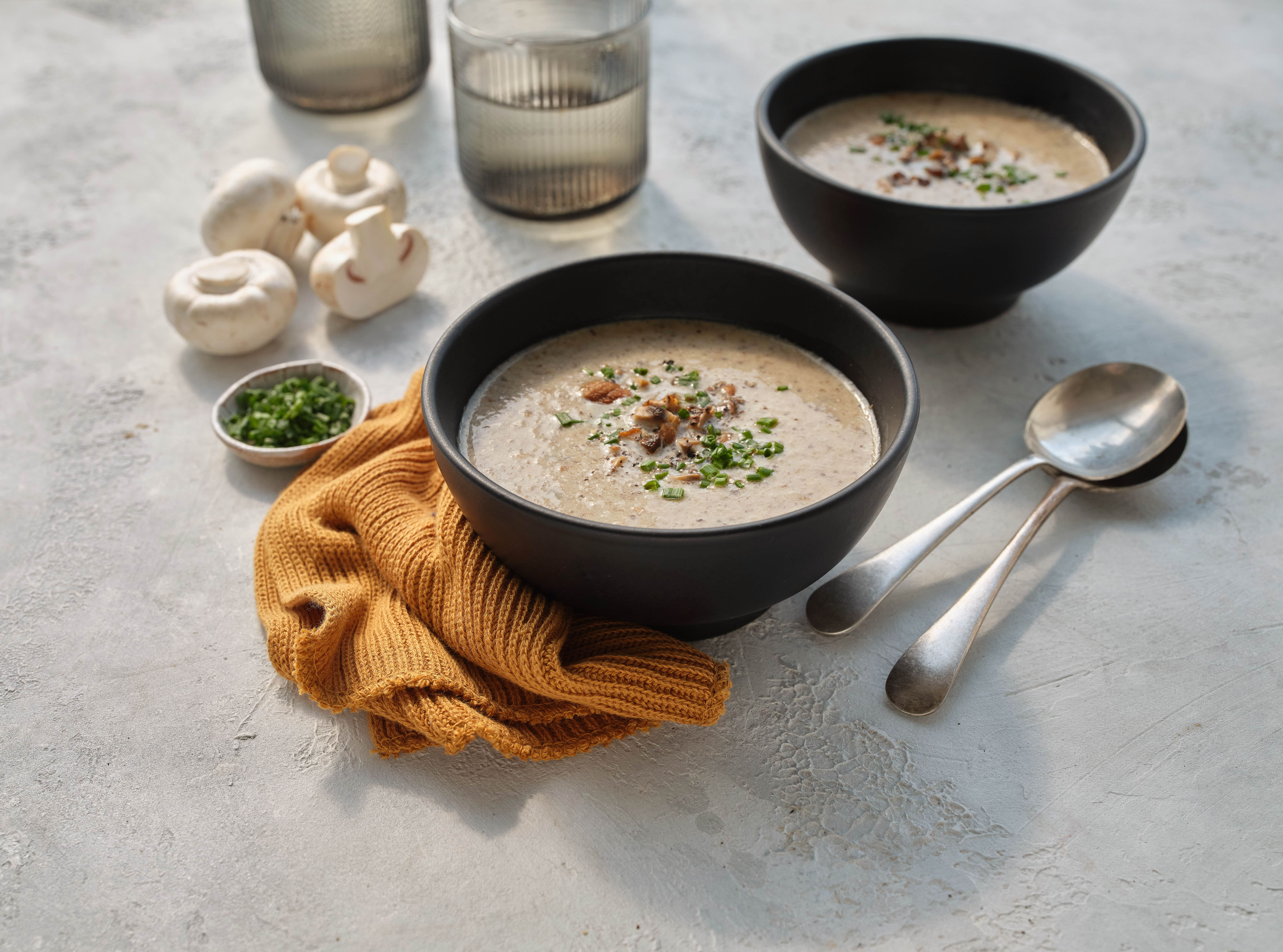 Creamy Roasted Mushroom & Garlic Soup